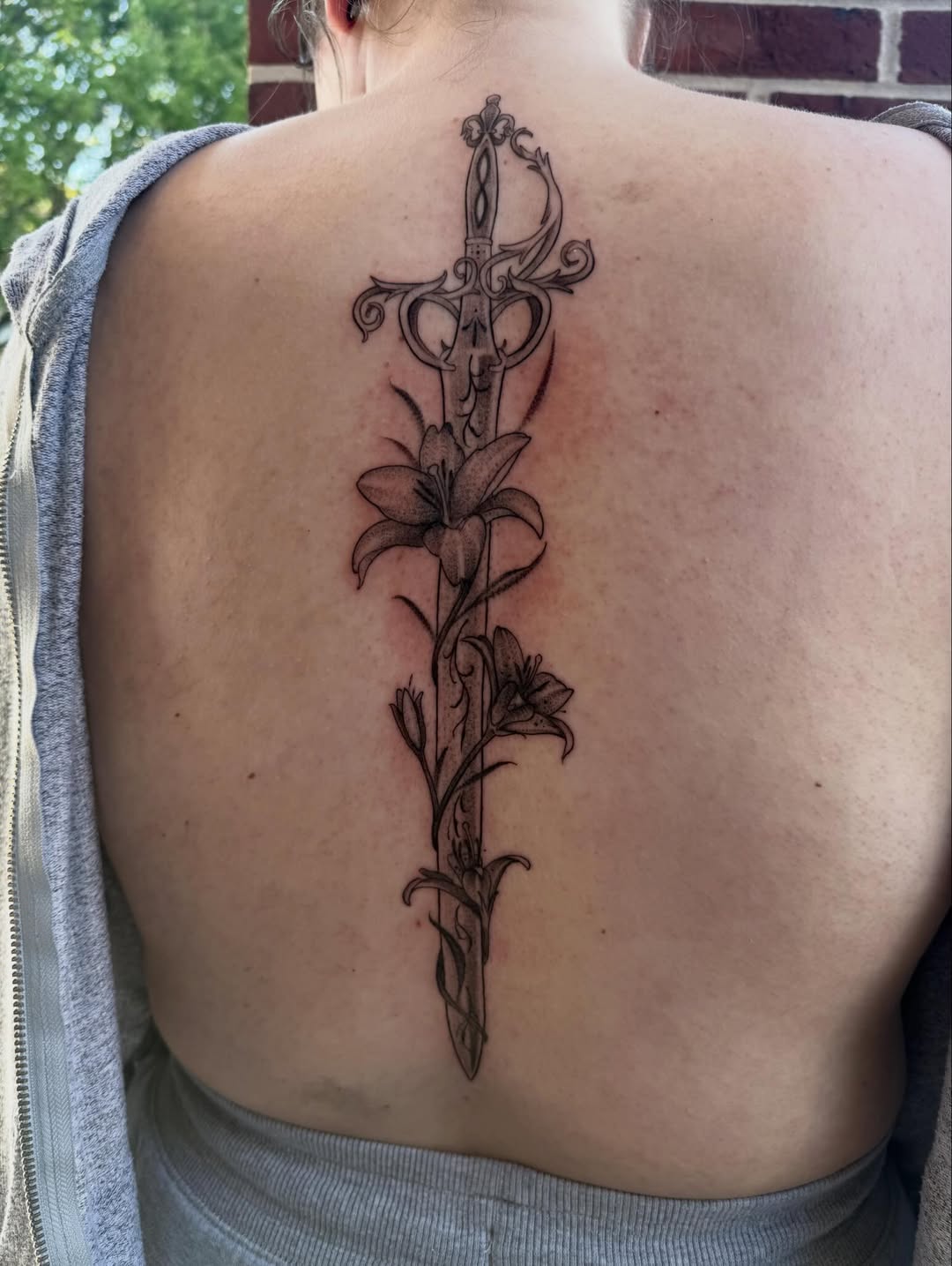 28 Spine Tattoo Ideas 2026: Elegant, Meaningful & Fine Line Designs Taking Over This Year