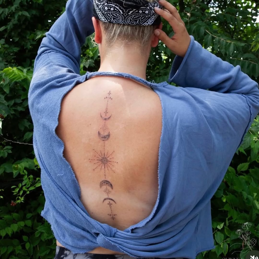 28 Spine Tattoo Ideas 2026: Elegant, Meaningful & Fine Line Designs Taking Over This Year