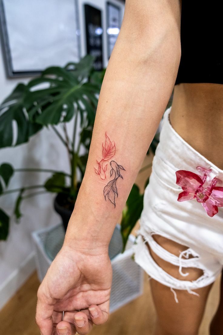 28 Koi Fish Tattoo Ideas 2026: Elegant Japanese Designs, Yin Yang Symbols & Fine Line Ink Trends