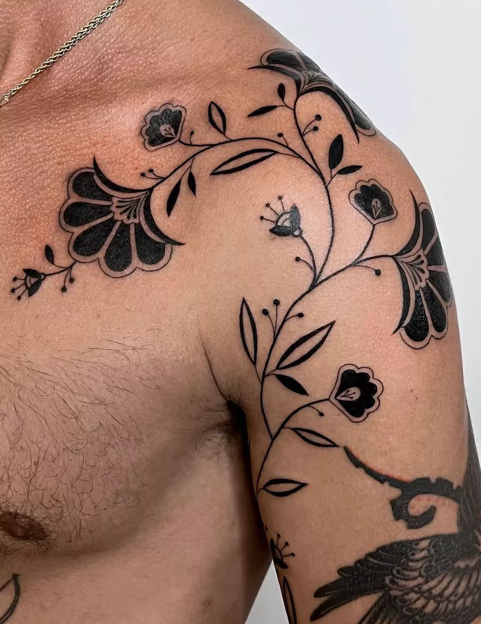 28 American Traditional Tattoo Ideas 2026: Bold Flash, Dark Symbolism, and Timeless Ink Trends