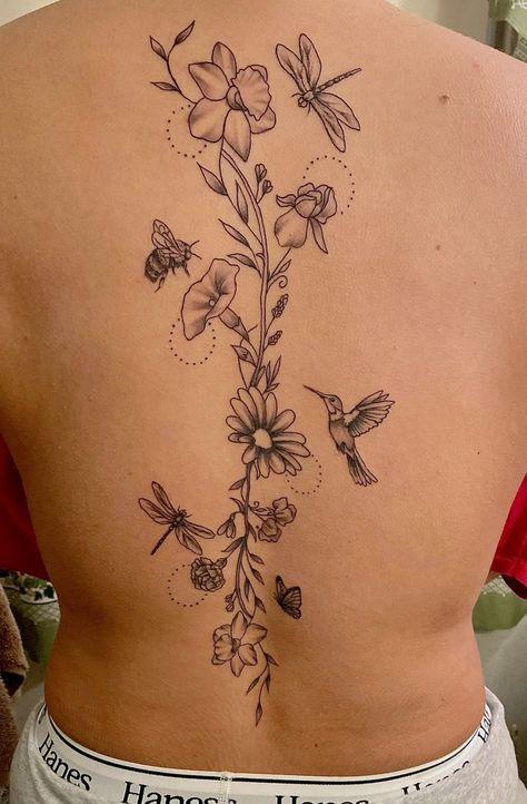 28 Spine Tattoo Ideas 2026: Elegant, Meaningful & Fine Line Designs Taking Over This Year