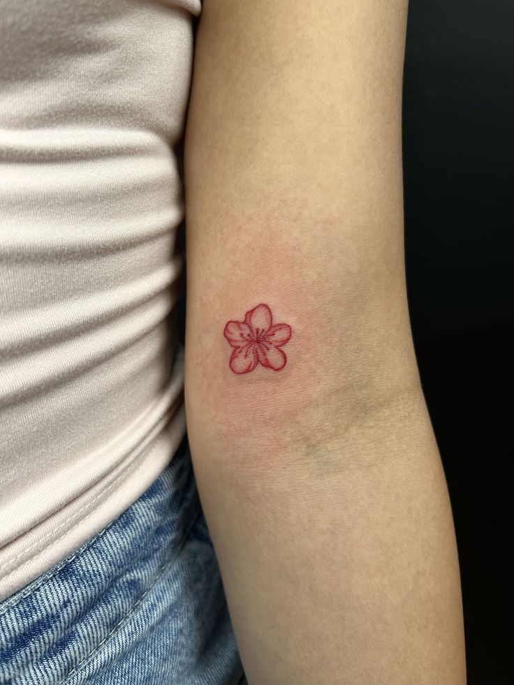 29 Simple Tattoo Ideas 2026: Minimal Designs That Still Make a Statement