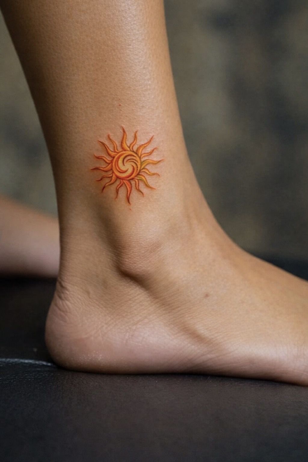 27 Sun Tattoo Ideas 2026: Aesthetic Fine Line, Minimalist & Celestial Designs for Women and Men