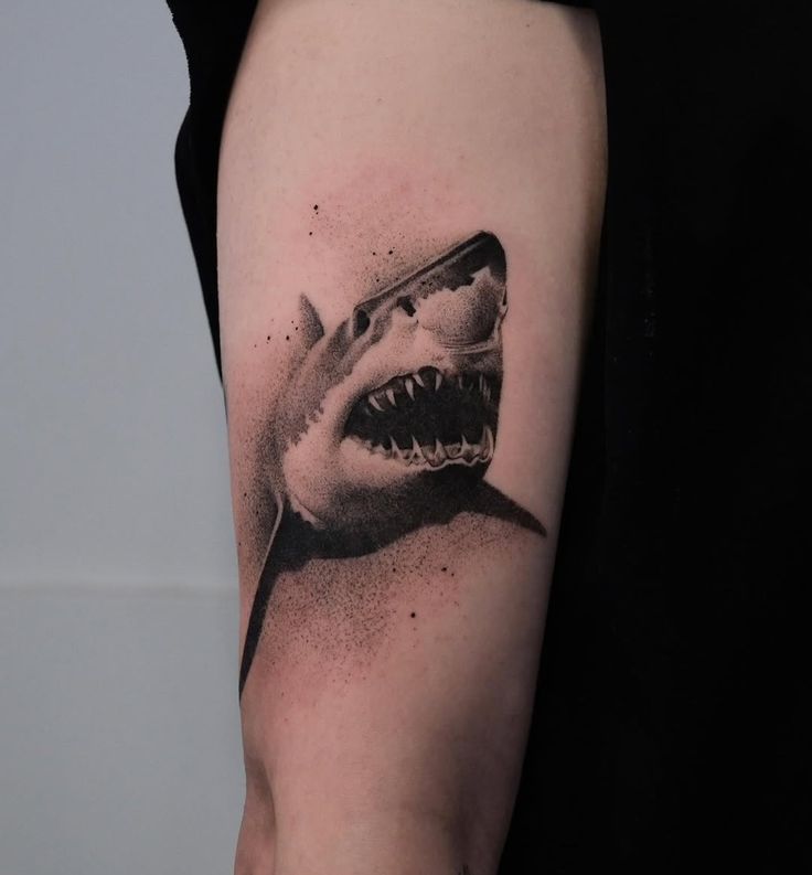 29 Shark Tattoo Ideas 2026: Bold Ocean Ink Trends That Are Taking Over