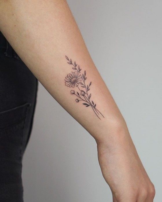 27 Flower Tattoo Ideas 2026: Soft Floral Ink Trends That Feel Personal and Timeless