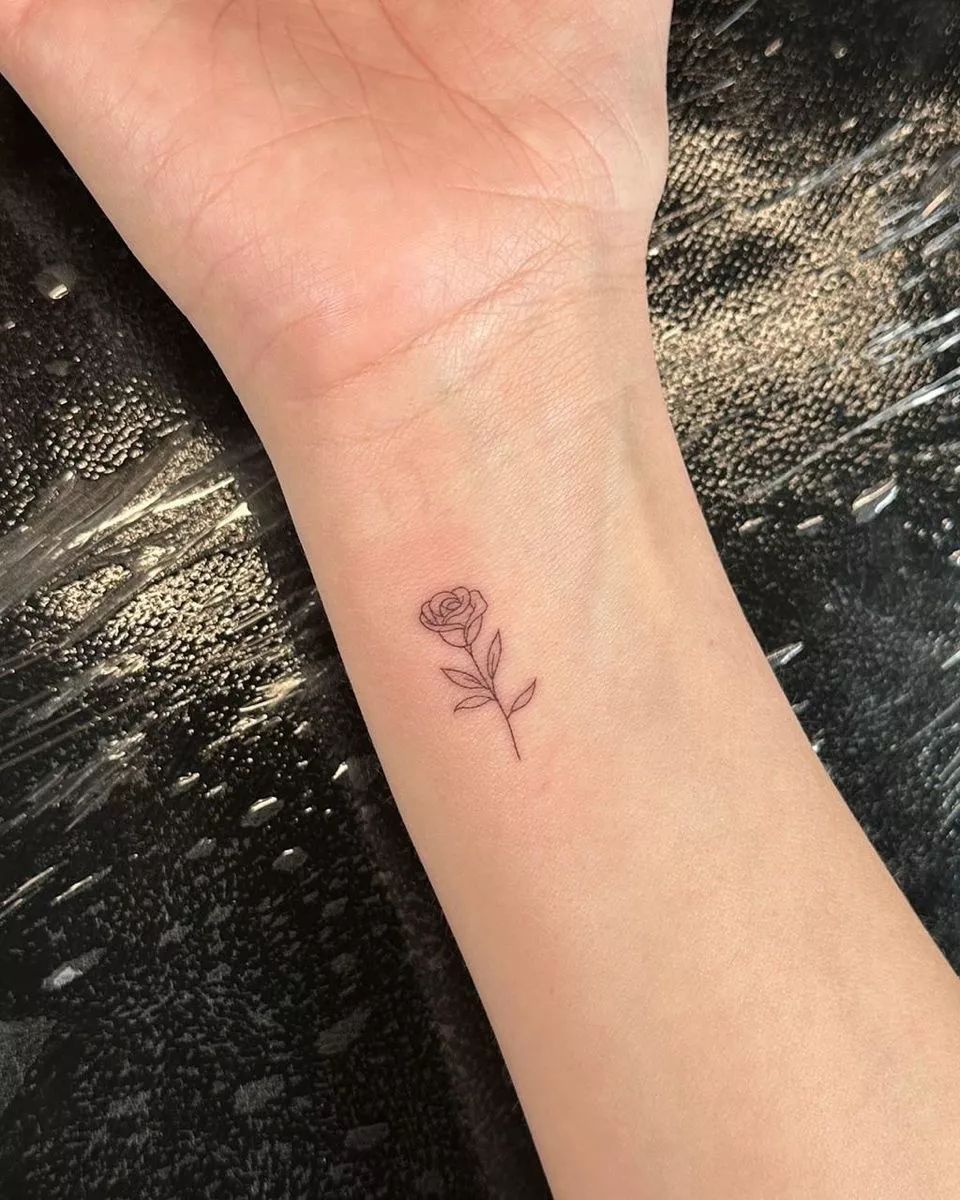 29 Rose Tattoo Ideas 2026: Fine Line, Realistic & Sleeve Designs for Every Style