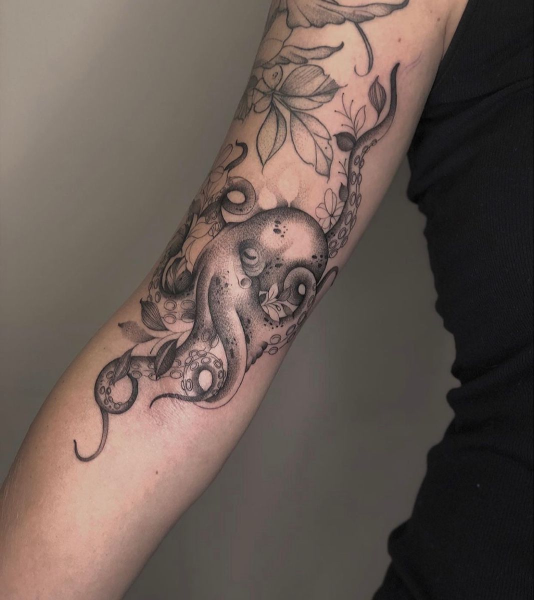 29 Octopus Tattoo Ideas 2026: Ocean-Inspired Designs That Feel Bold, Artistic, and Timeless