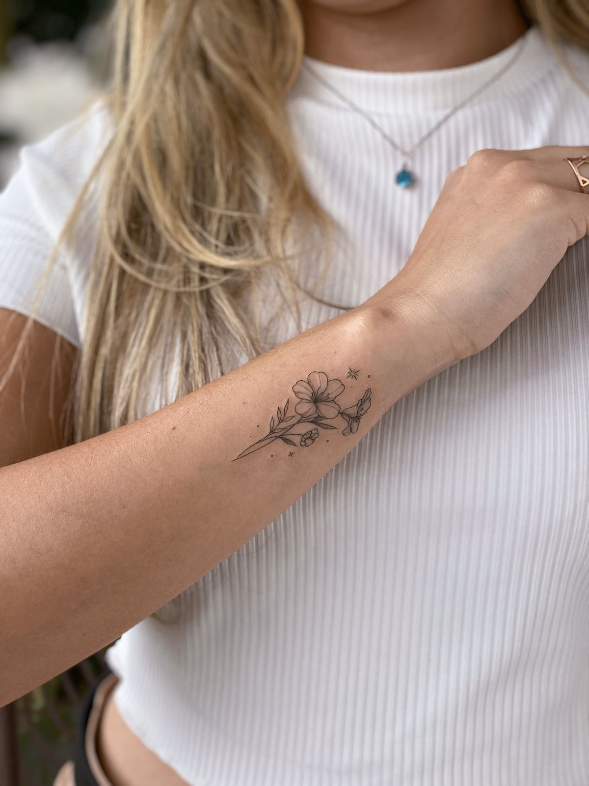 27 Flower Tattoo Ideas 2026: Soft Floral Ink Trends That Feel Personal and Timeless