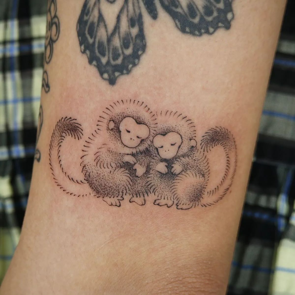 26 Stick and Poke Tattoo Ideas 2026: Creative Designs That Prove Hand-Poked Ink Is Here to Stay