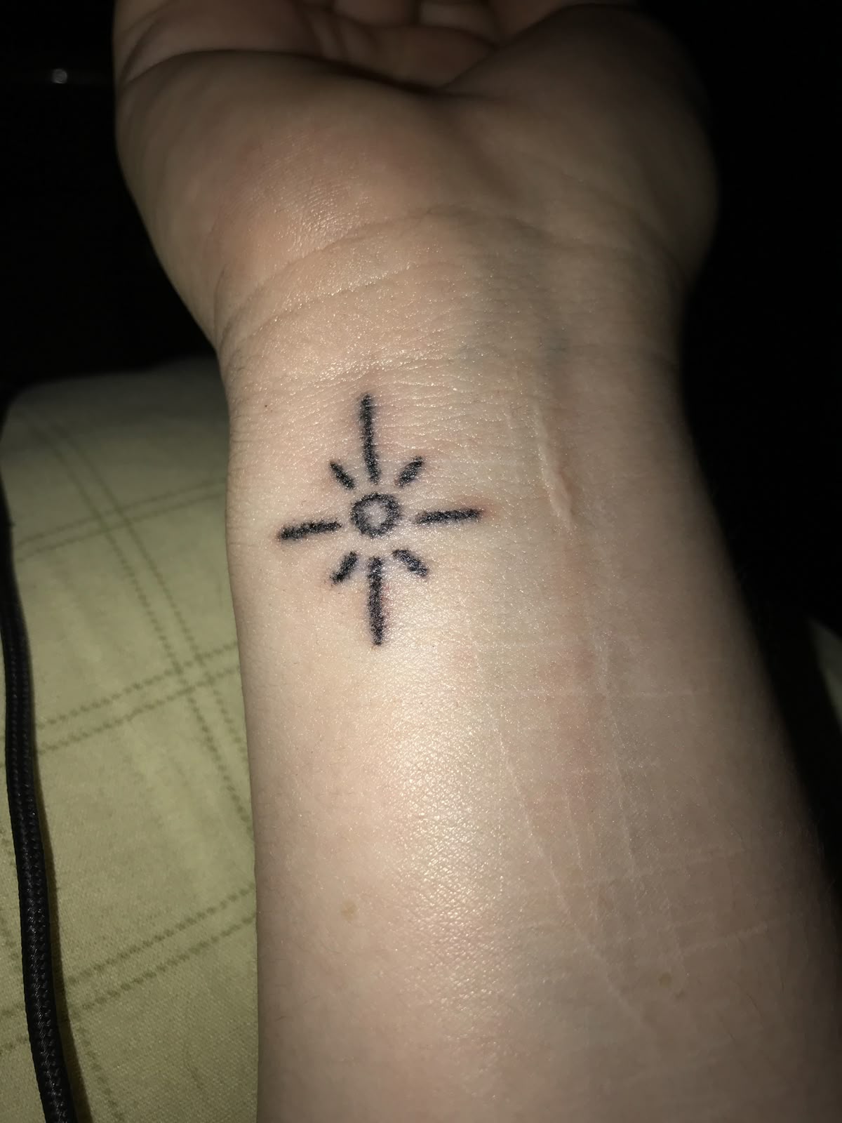 26 Stick and Poke Tattoo Ideas 2026: Creative Designs That Prove Hand-Poked Ink Is Here to Stay