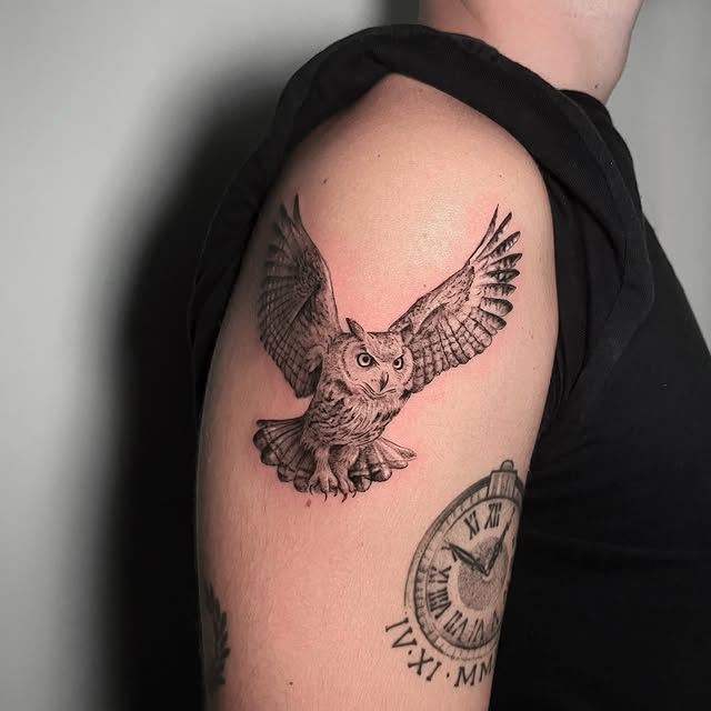 26 Owl Tattoo Ideas 2026 That Blend Dark Realism, Fine Line Art, and Timeless Symbolism