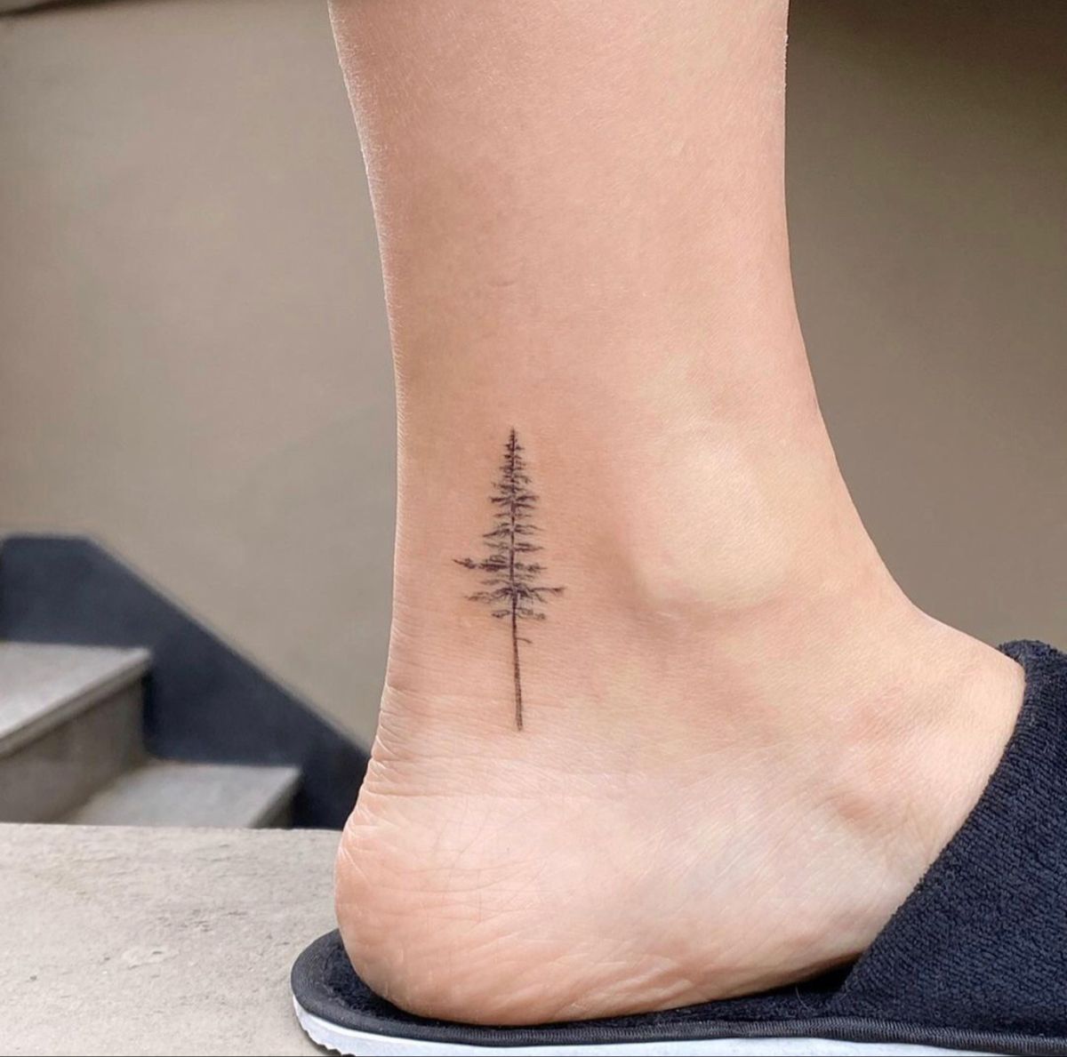 30 Tree Tattoo Ideas 2026: Inspiring Designs That Celebrate Nature, Growth, and Timeless Symbolism