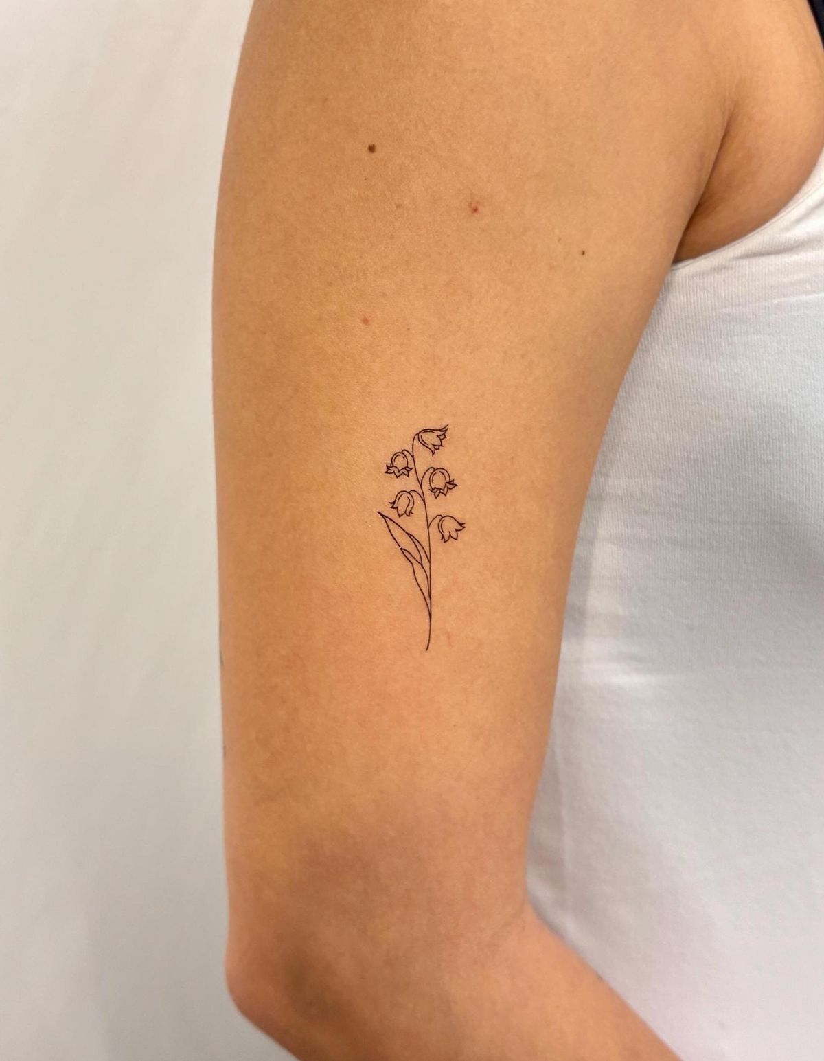 29 Lily of the Valley Tattoo Ideas 2026: Elegant Designs Full of Meaning and Delicate Beauty