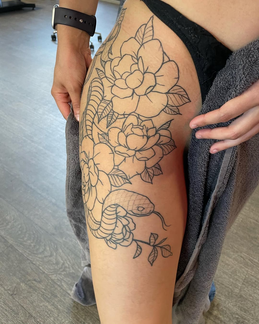 29 Thigh Tattoo Ideas 2026: Stunning Designs That Turn Your Legs Into a Work of Art