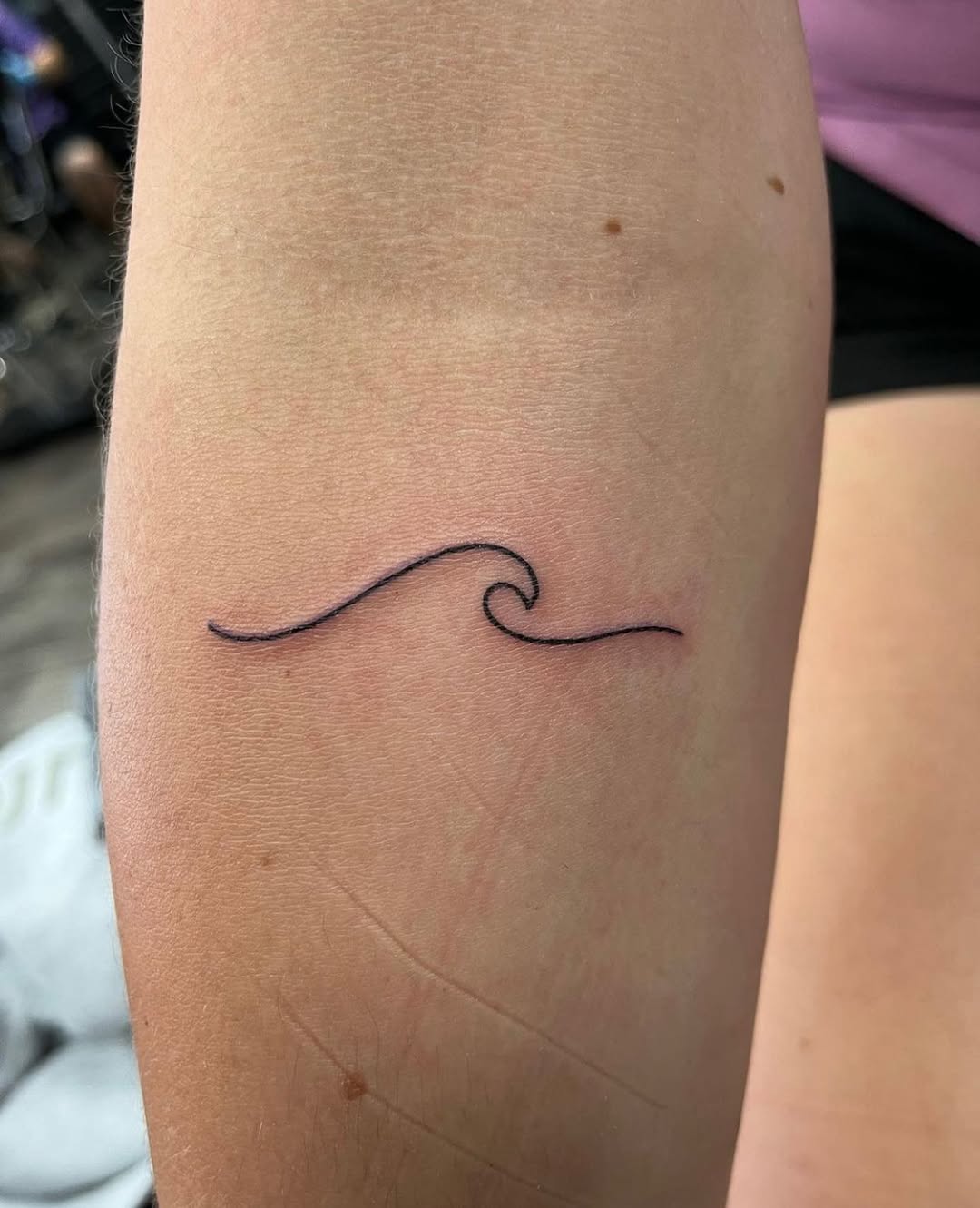 29 Wave Tattoo Ideas 2026: Ocean-Inspired Designs That Capture Freedom, Motion, and Meaning