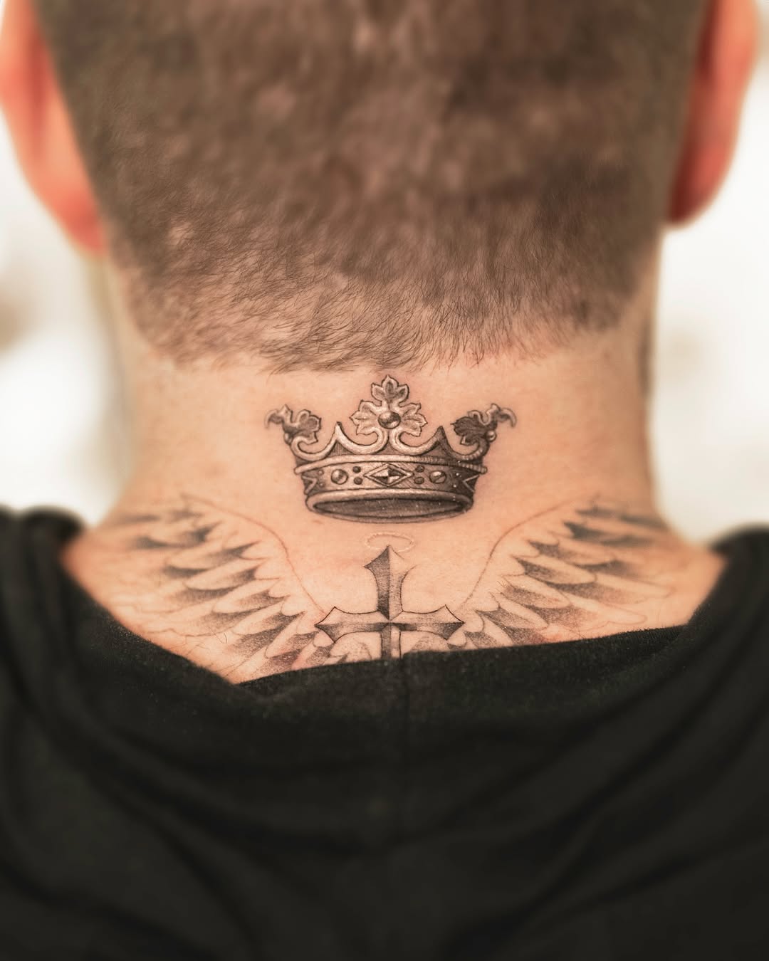 28 Crown Tattoo Ideas 2026: Regal Designs That Symbolize Power, Confidence, and Legacy