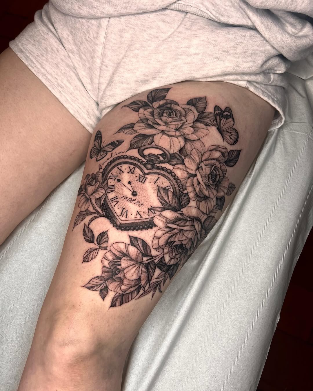 29 Thigh Tattoo Ideas 2026: Stunning Designs That Turn Your Legs Into a Work of Art