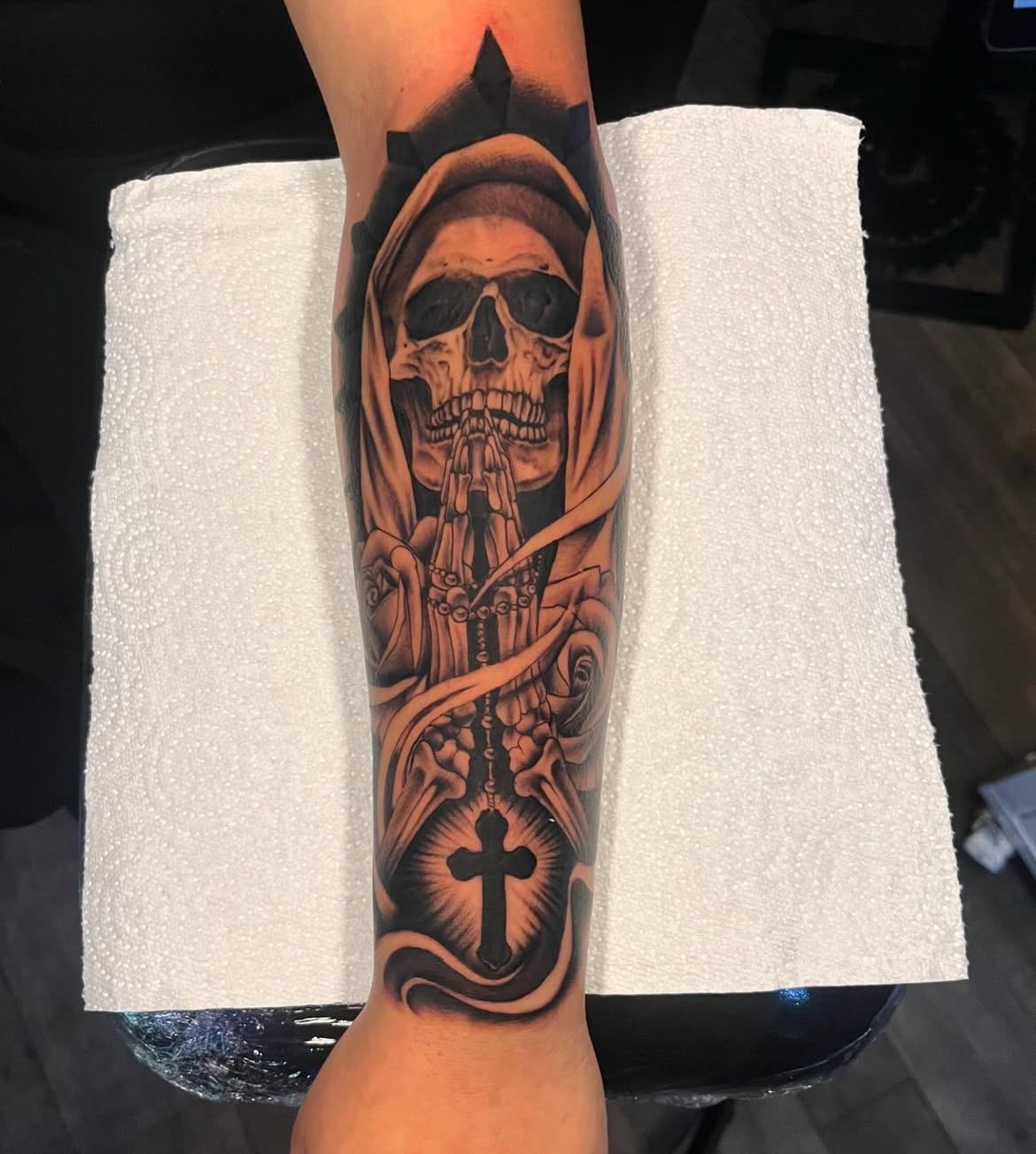 31 Santa Muerte Tattoo Ideas 2026: Powerful Designs with Meaning, Faith, and Timeless Black & Grey Style