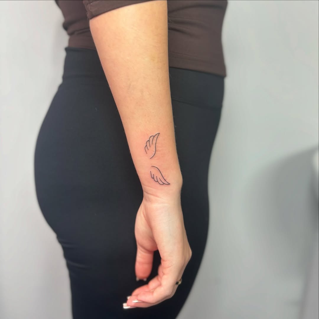 28 Angel Wings Tattoo Ideas 2026: Meaningful, Dainty & Timeless Designs for Every Style