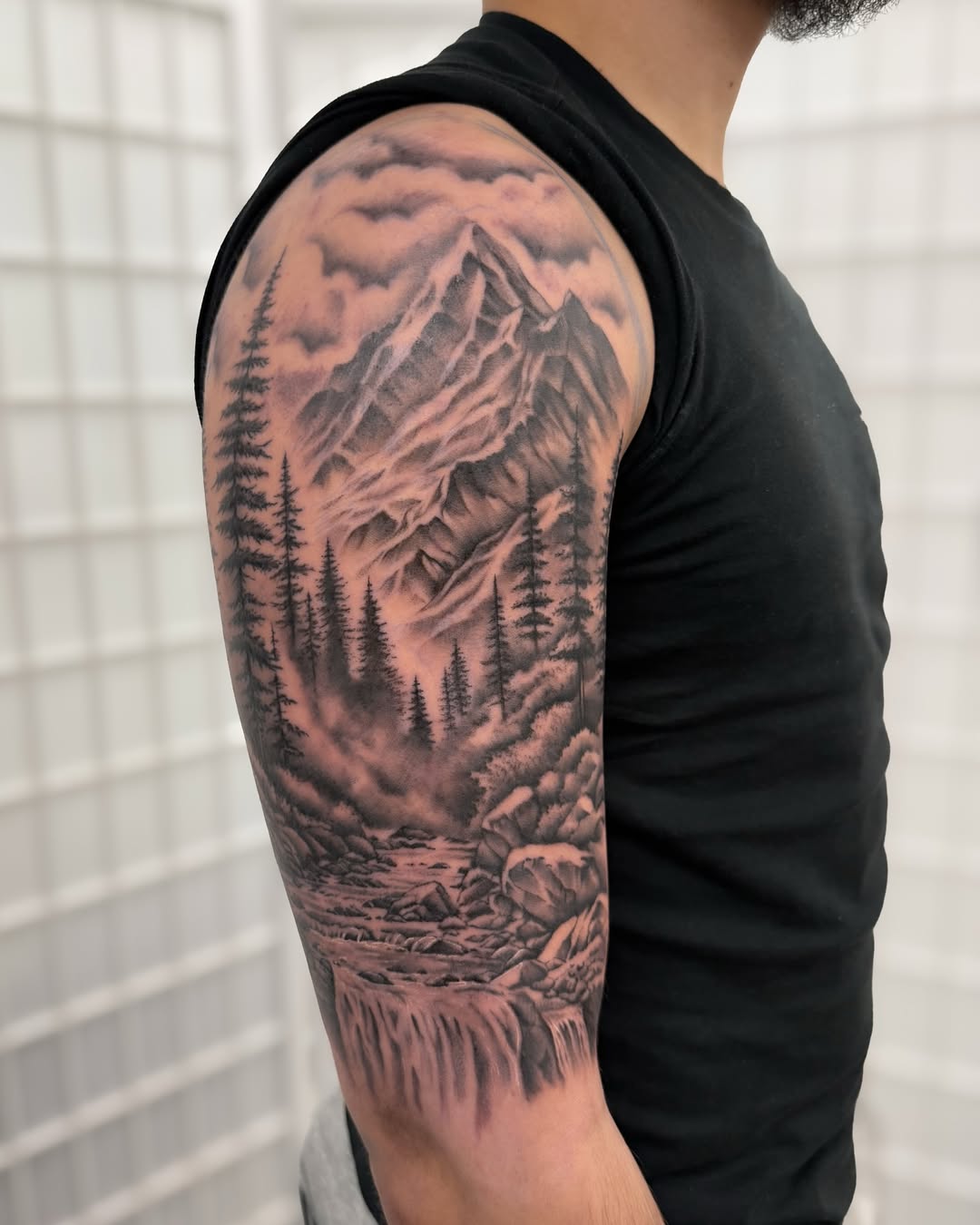 31 Mountain Tattoo Ideas 2026: Inspiring Designs for Nature Lovers and Adventure Seekers