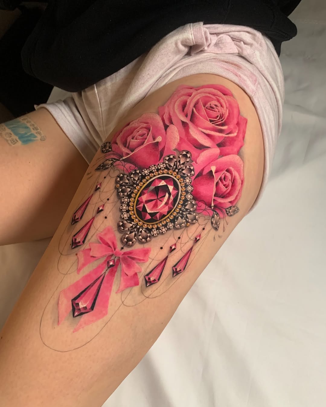 29 Thigh Tattoo Ideas 2026: Stunning Designs That Turn Your Legs Into a Work of Art