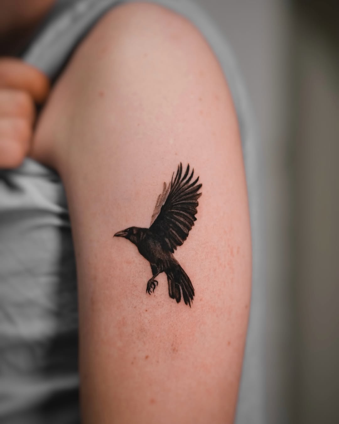 28 Raven Tattoo Ideas 2026: Powerful Designs Inspired by Mythology, Nature, and Modern Ink
