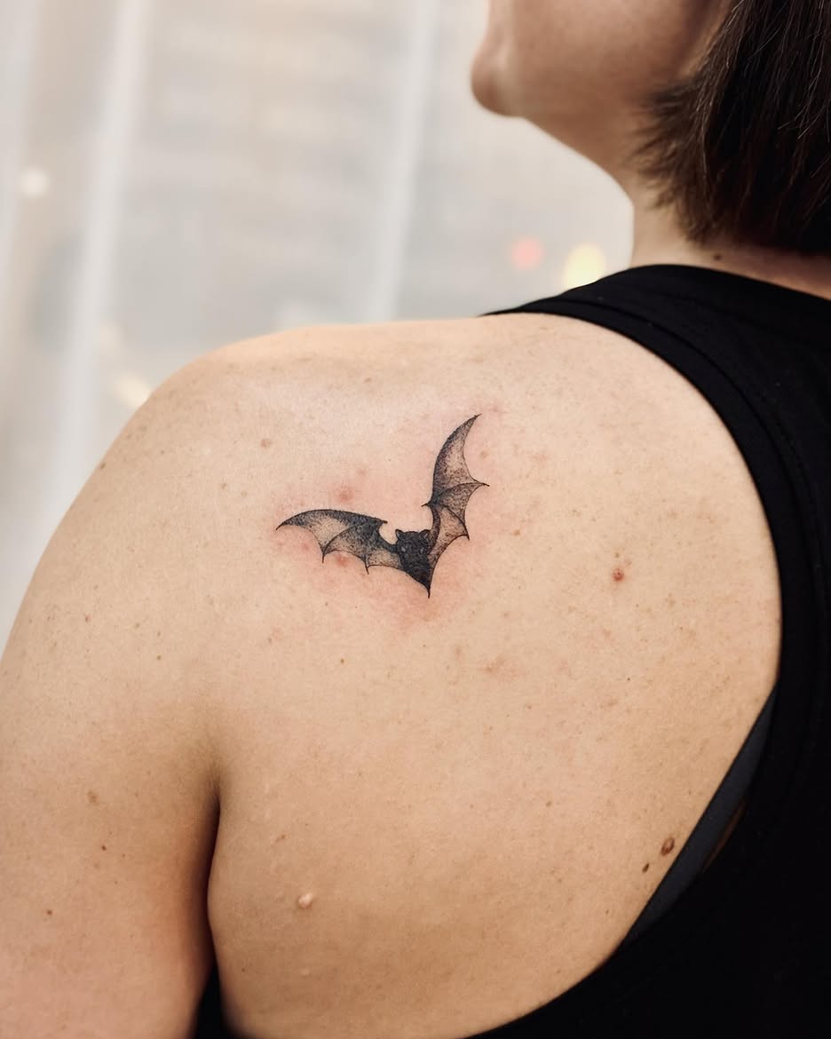 33 Bat Tattoo Ideas 2026: Stunning Designs From Tiny Flying Bats to Gothic Masterpieces