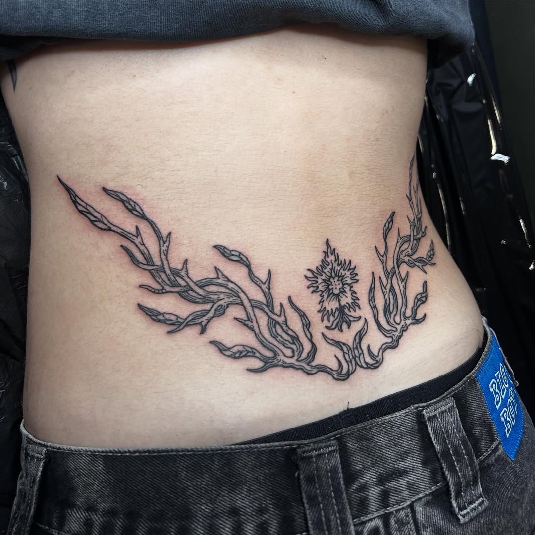 31 Tattoo on the Lower Back Ideas 2026: Stylish Designs Making a Strong Comeback