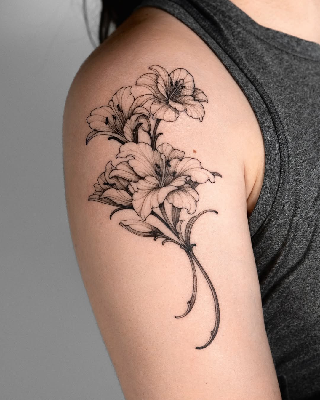 29 Lily Tattoo Ideas 2026: Elegant Floral Designs for Every Style