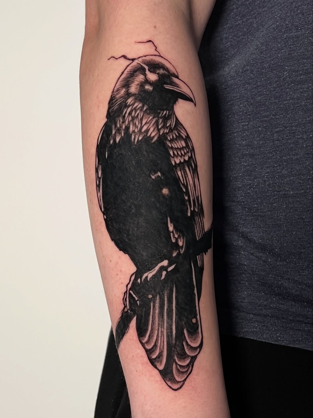 28 Raven Tattoo Ideas 2026: Powerful Designs Inspired by Mythology, Nature, and Modern Ink