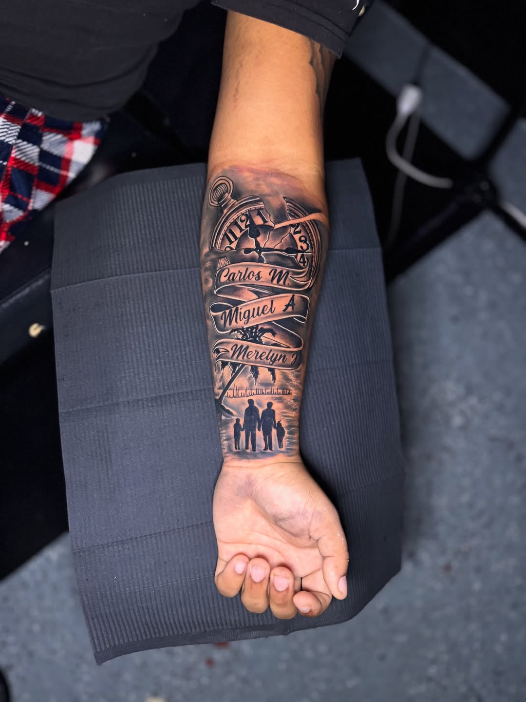 31 Family Tattoo Ideas 2026: Meaningful Designs That Celebrate the People Who Matter Most