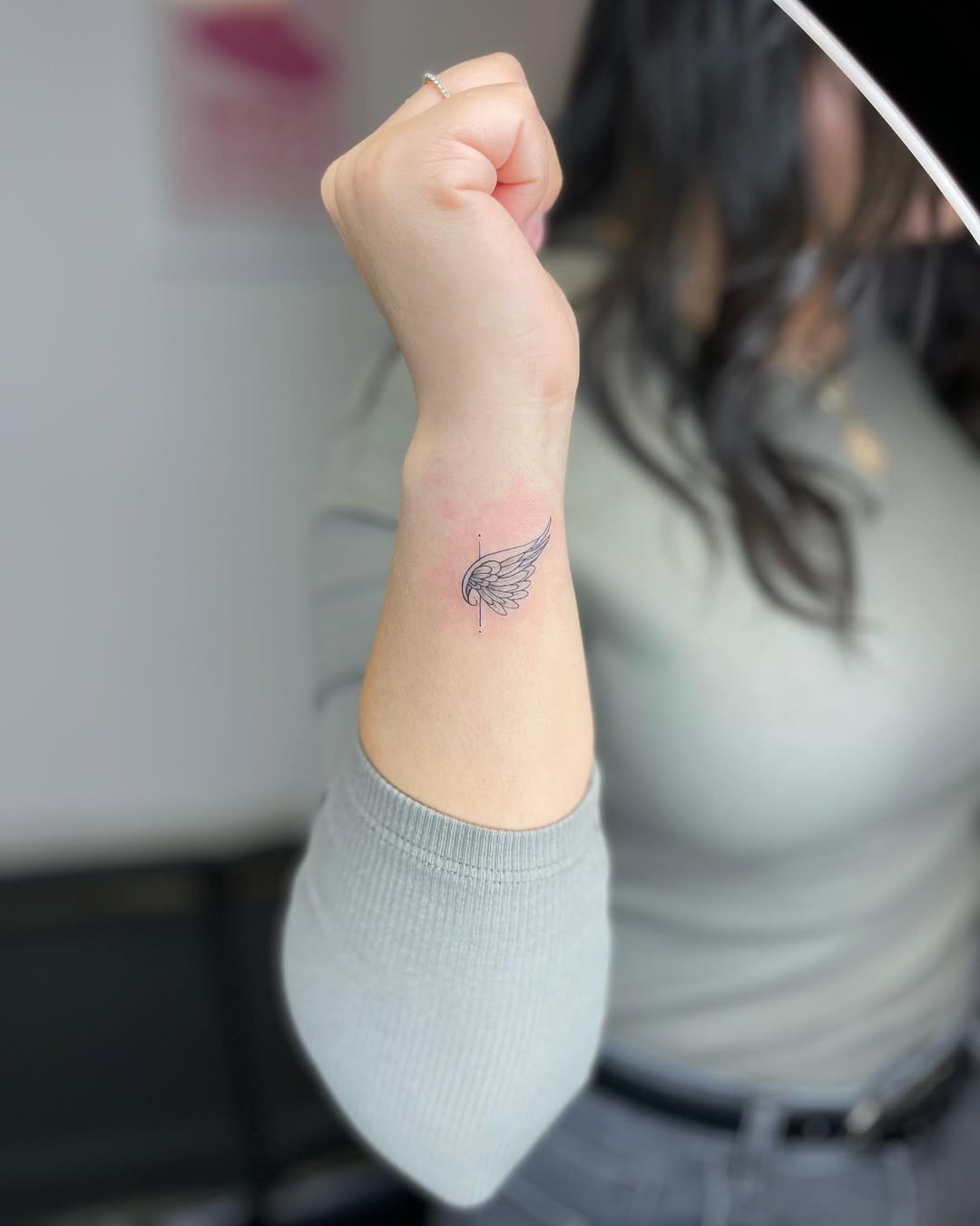 28 Angel Wings Tattoo Ideas 2026: Meaningful, Dainty & Timeless Designs for Every Style