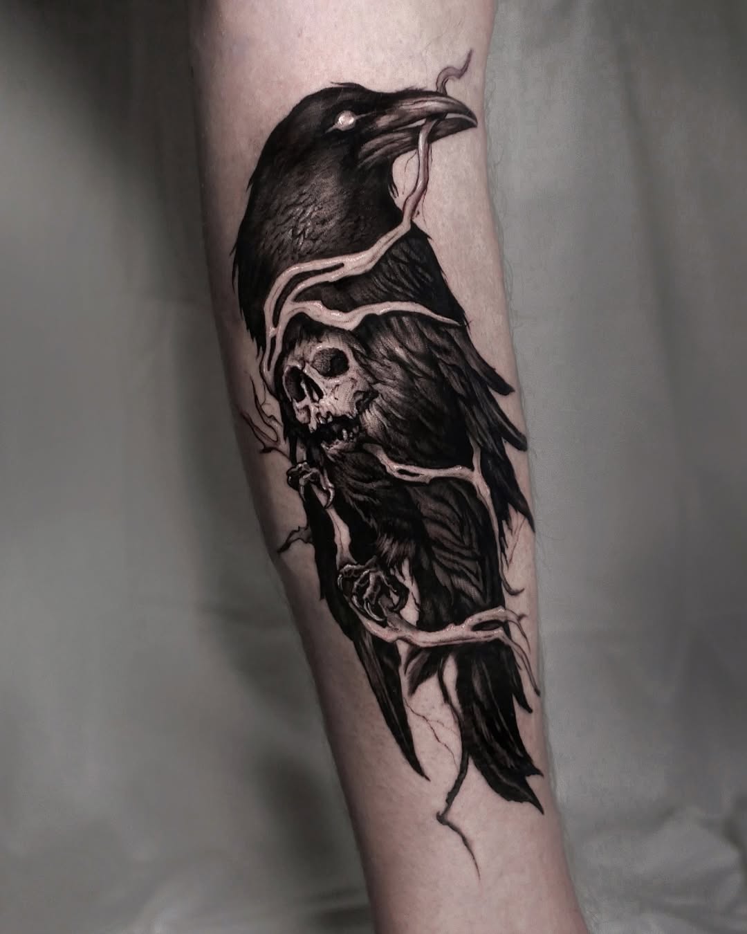 28 Raven Tattoo Ideas 2026: Powerful Designs Inspired by Mythology, Nature, and Modern Ink