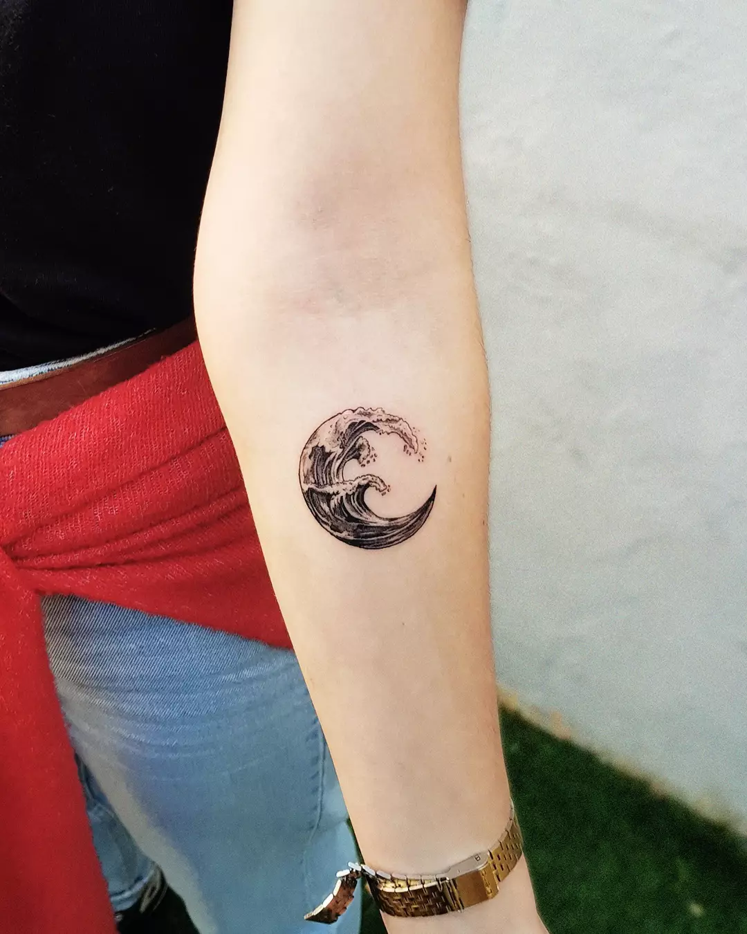 29 Wave Tattoo Ideas 2026: Ocean-Inspired Designs That Capture Freedom, Motion, and Meaning
