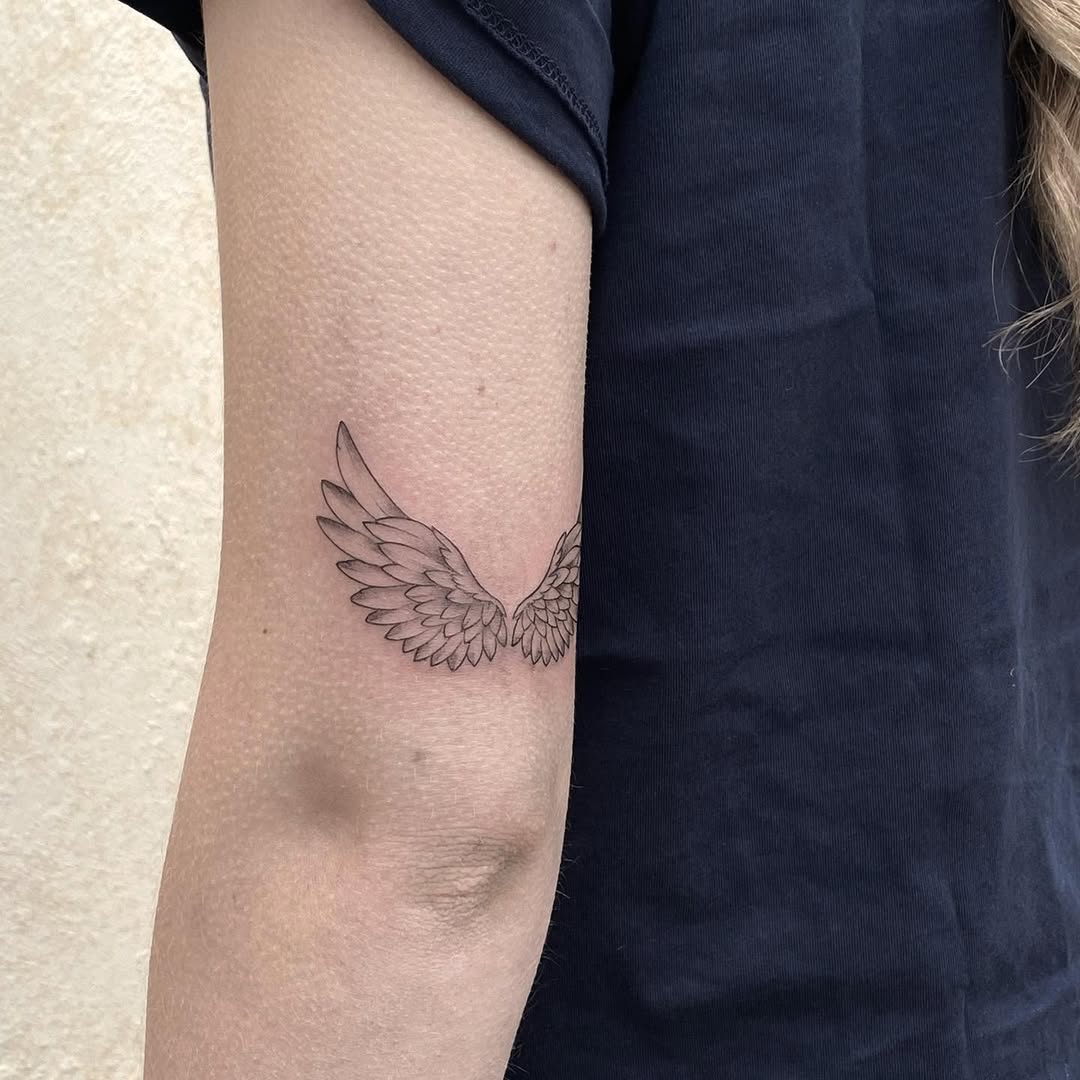 28 Angel Wings Tattoo Ideas 2026: Meaningful, Dainty & Timeless Designs for Every Style