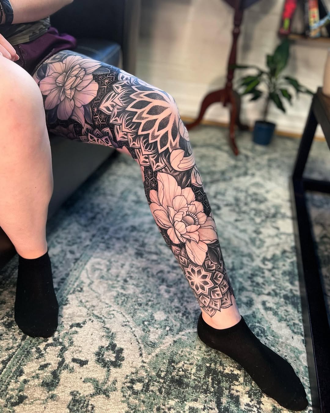 28 Leg Sleeve Tattoo Ideas 2026: Bold Designs That Turn Your Entire Leg Into a Masterpiece