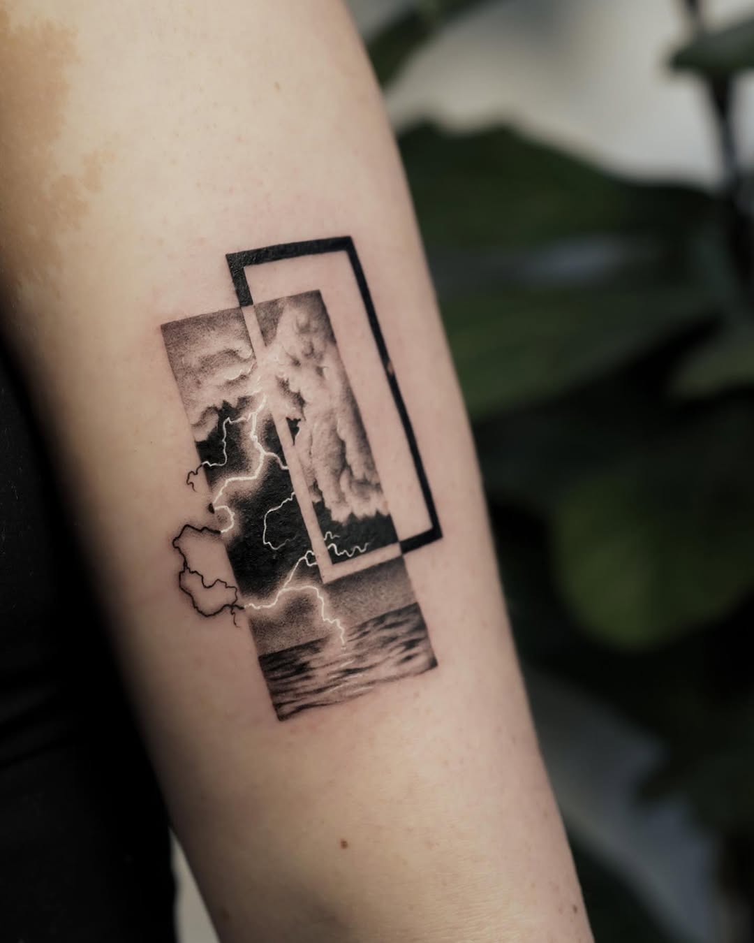29 Lightning Tattoo Ideas 2026: Powerful Designs That Capture the Beauty of the Storm