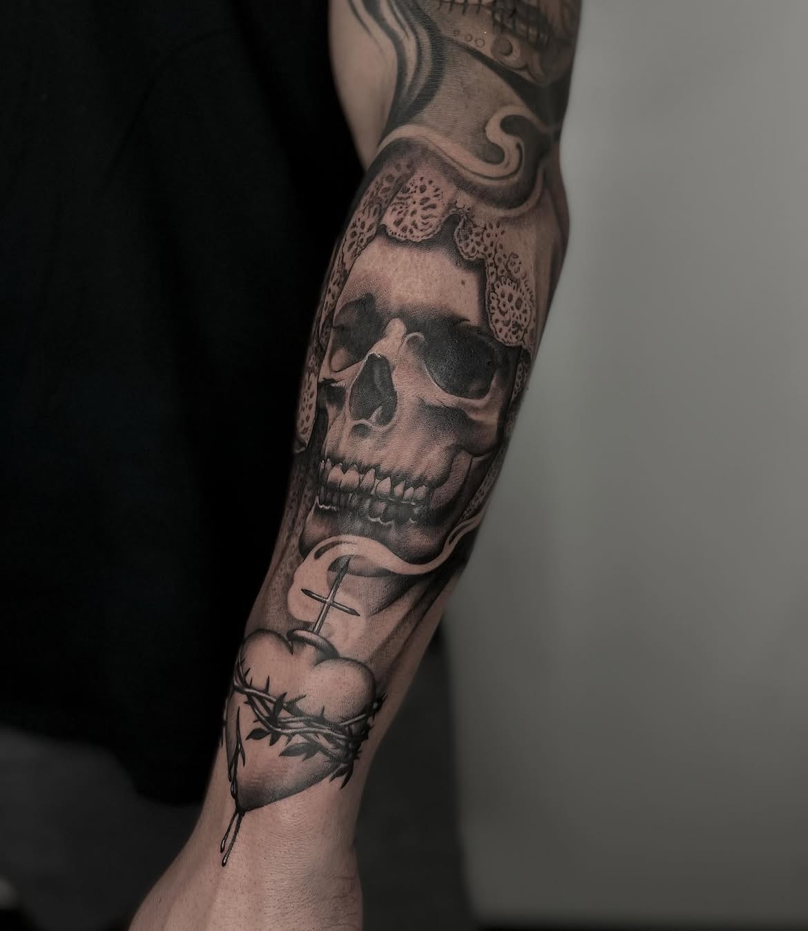 31 Santa Muerte Tattoo Ideas 2026: Powerful Designs with Meaning, Faith, and Timeless Black & Grey Style