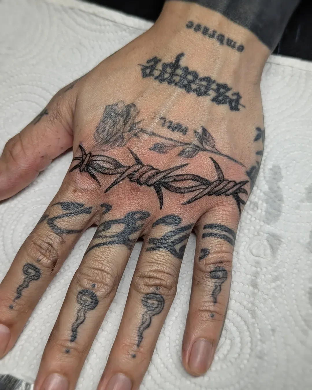 29 Barbed Wire Tattoo Ideas 2026: Bold, Minimalist, and Symbolic Designs for Every Style