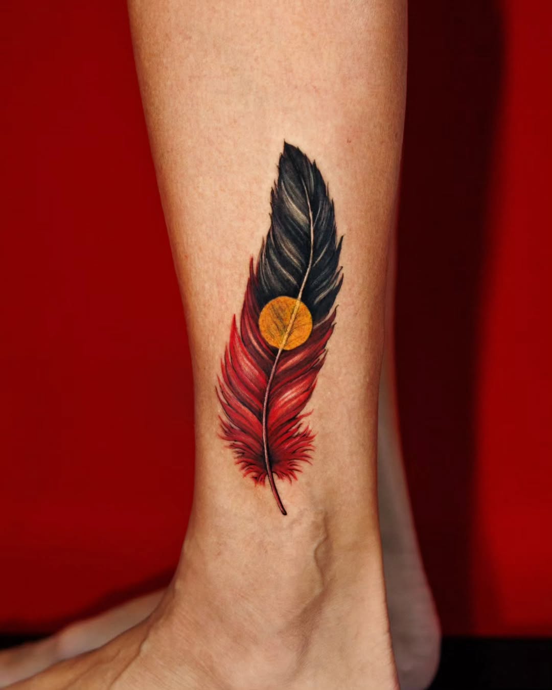 28 Feather Tattoo Ideas 2026: Elegant Designs, Symbolism, and Timeless Inspiration