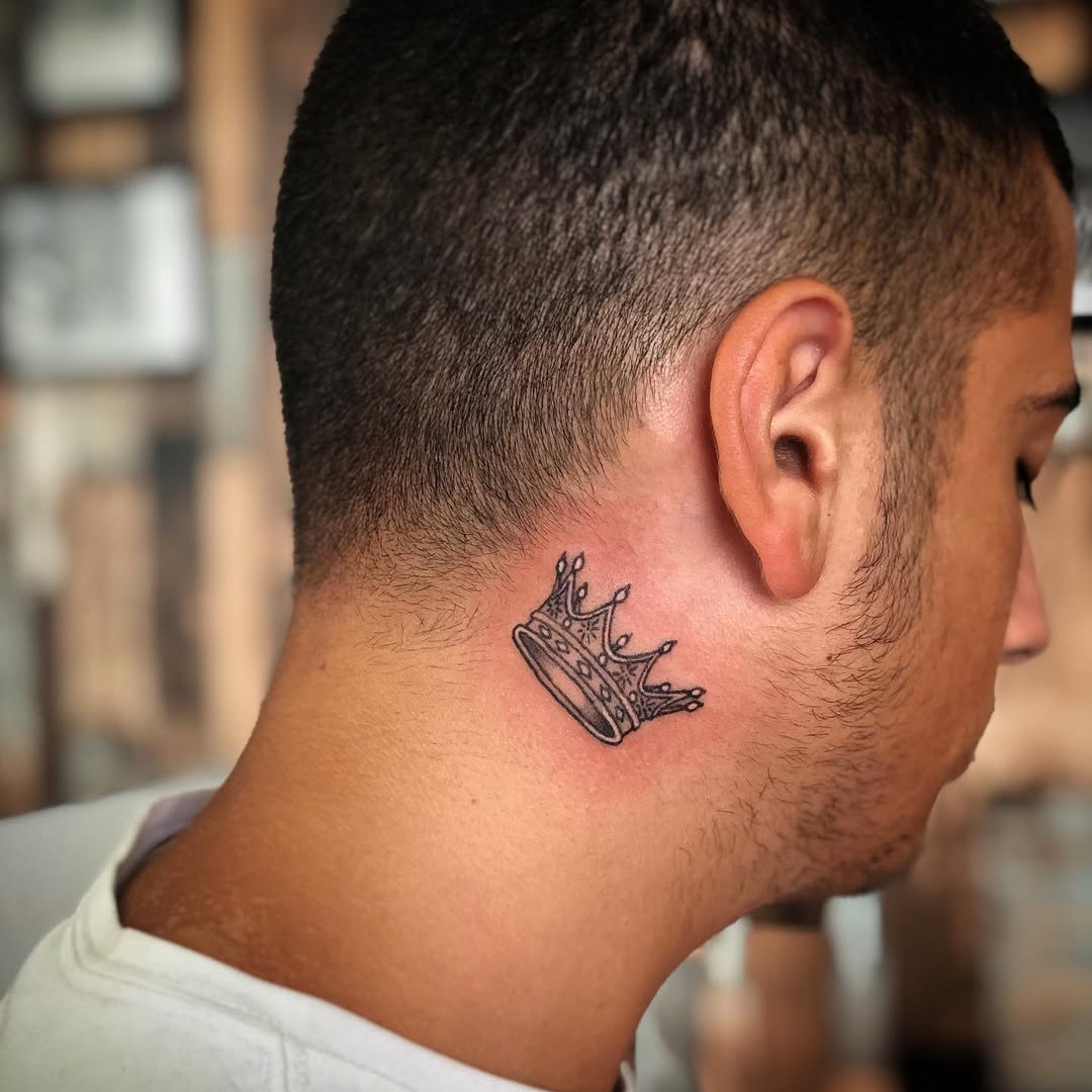 28 Crown Tattoo Ideas 2026: Regal Designs That Symbolize Power, Confidence, and Legacy