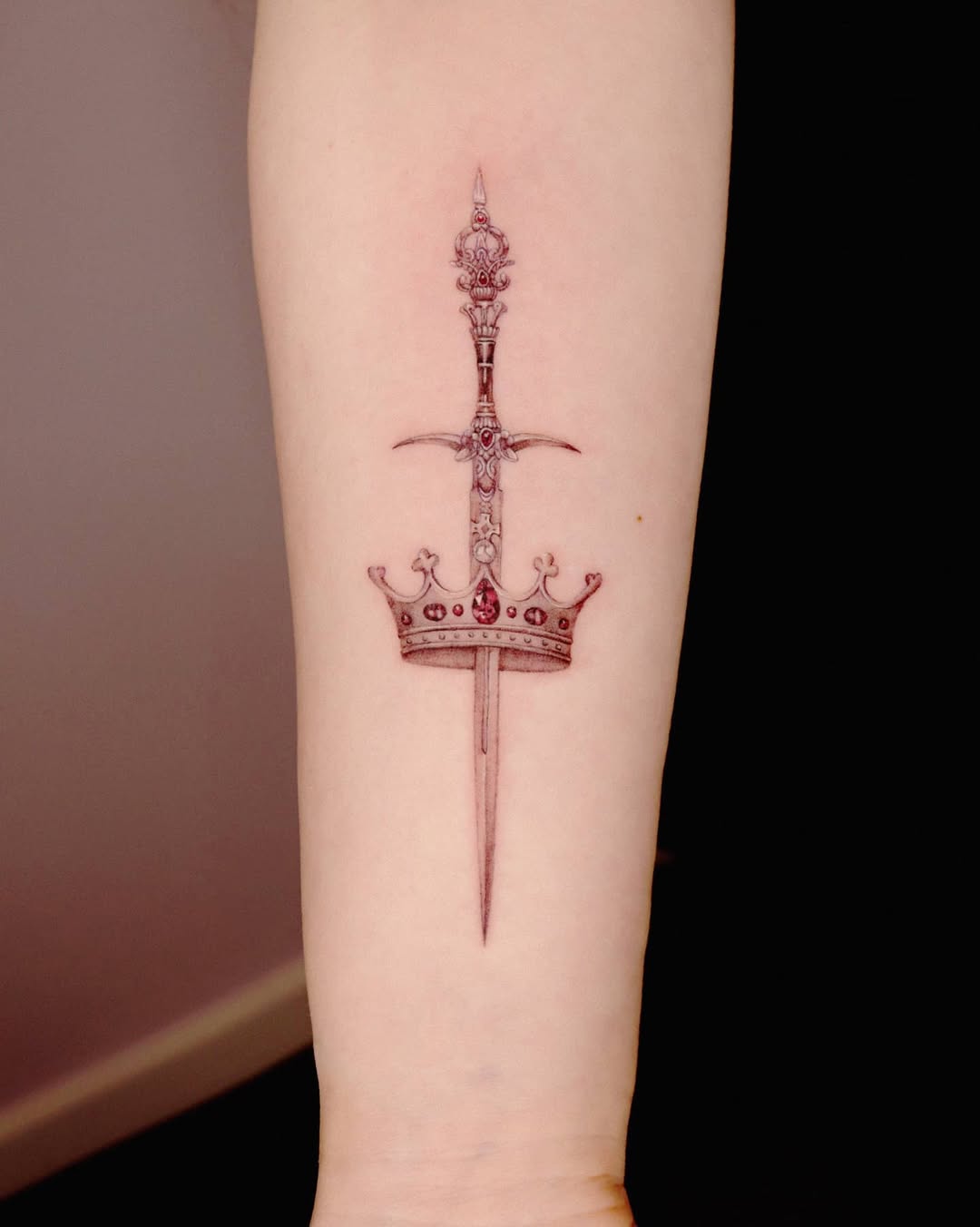 28 Crown Tattoo Ideas 2026: Regal Designs That Symbolize Power, Confidence, and Legacy