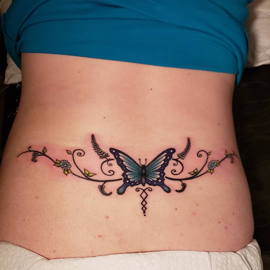 31 Tattoo on the Lower Back Ideas 2026: Stylish Designs Making a Strong Comeback