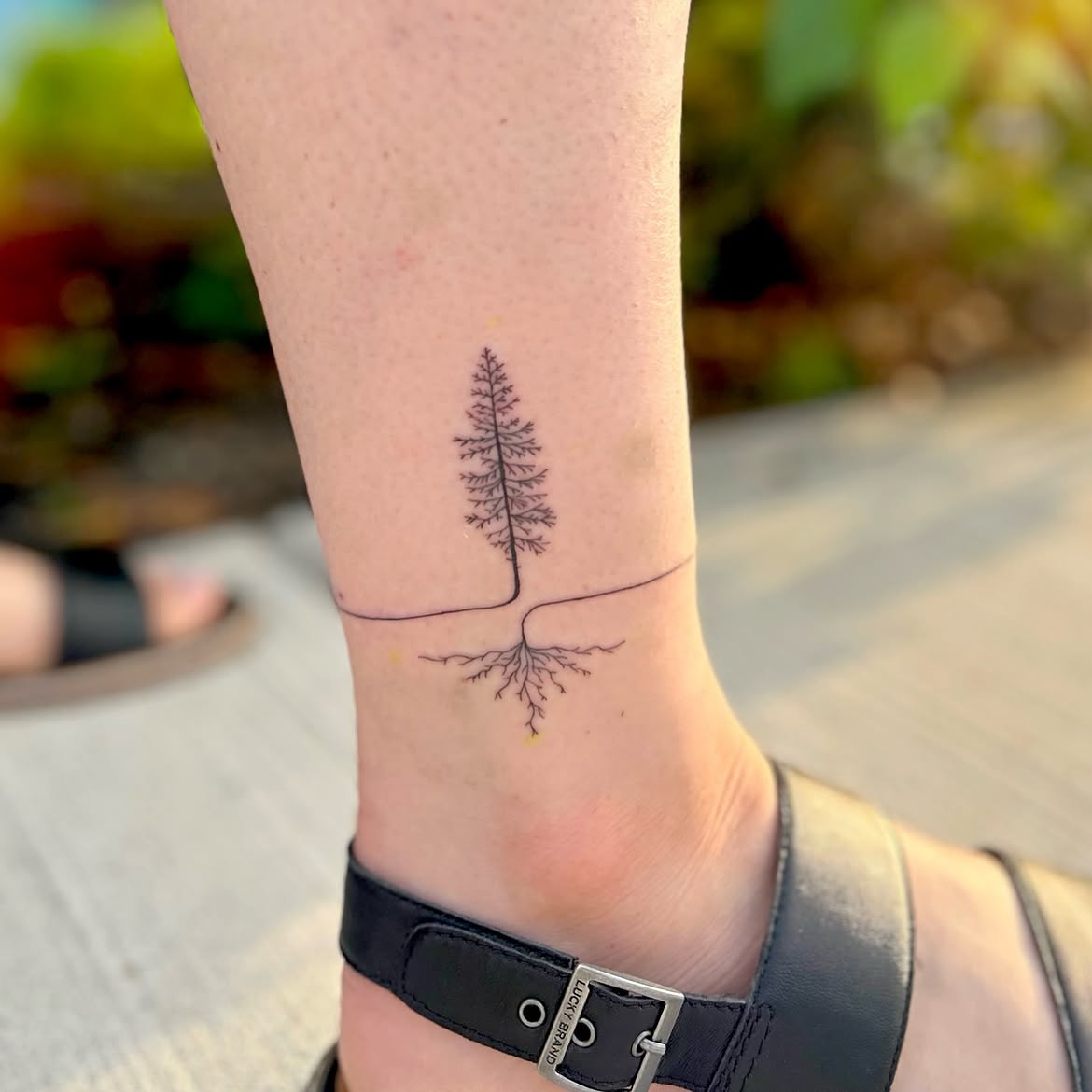 30 Tree Tattoo Ideas 2026: Inspiring Designs That Celebrate Nature, Growth, and Timeless Symbolism