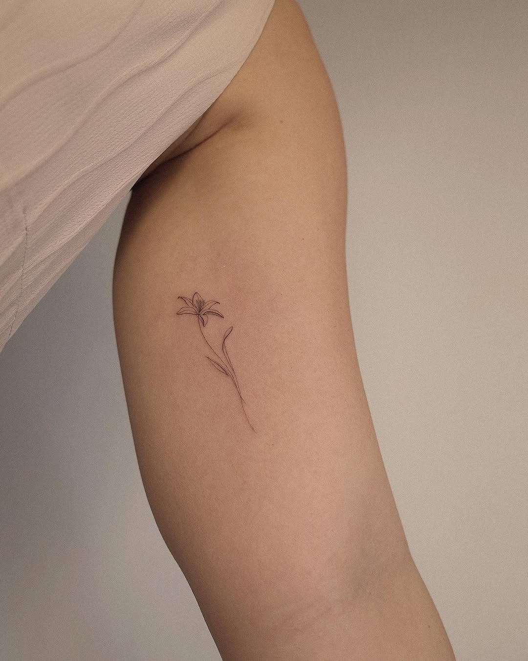 29 Lily Tattoo Ideas 2026: Elegant Floral Designs for Every Style