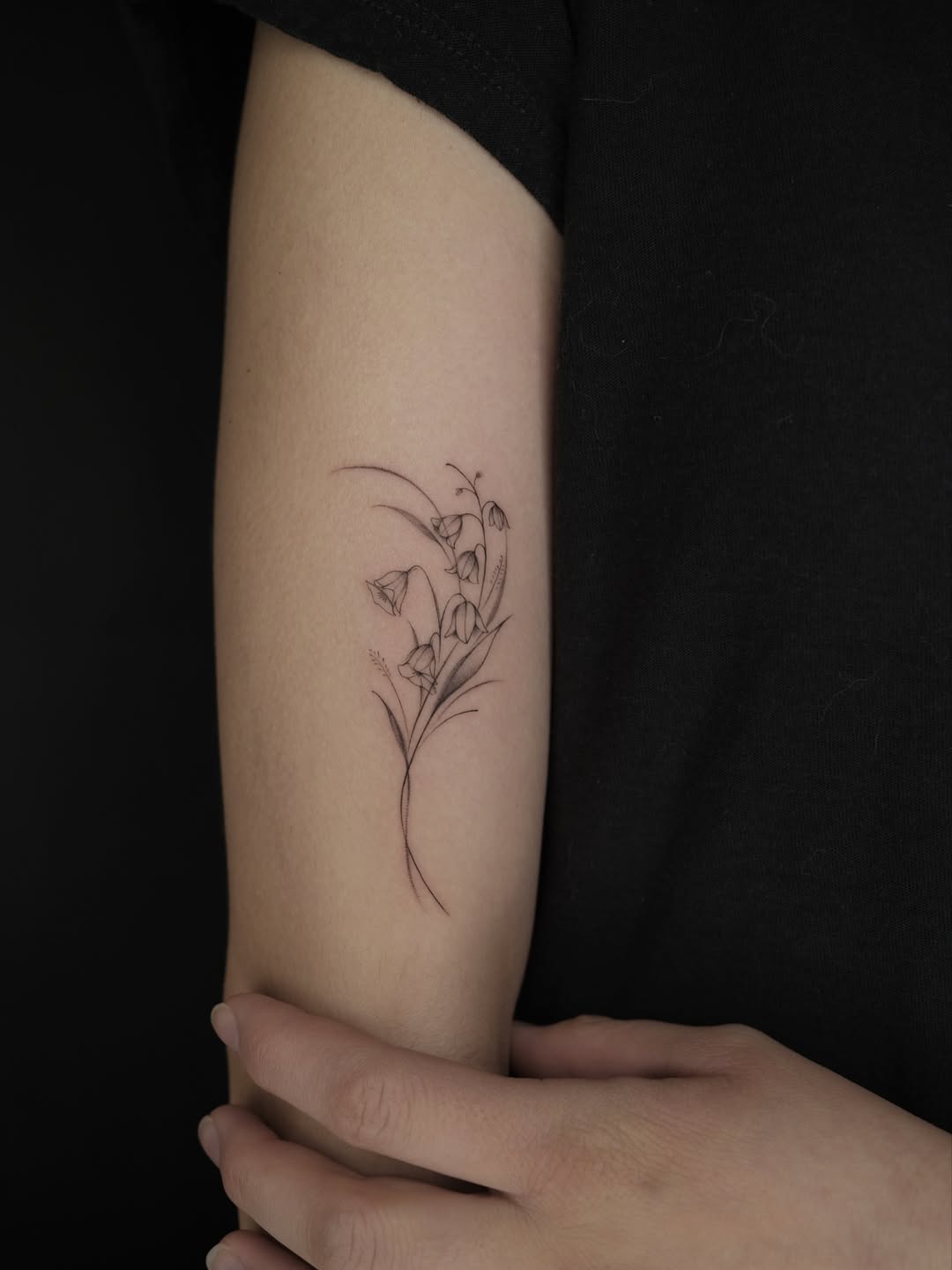 29 Lily of the Valley Tattoo Ideas 2026: Elegant Designs Full of Meaning and Delicate Beauty
