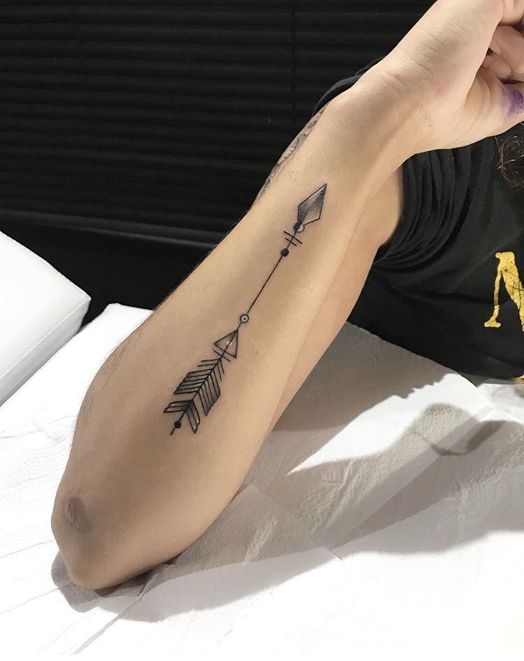 27 Arrow Tattoo Ideas 2026: Meaningful Designs That Balance Style, Symbolism, and Simplicity