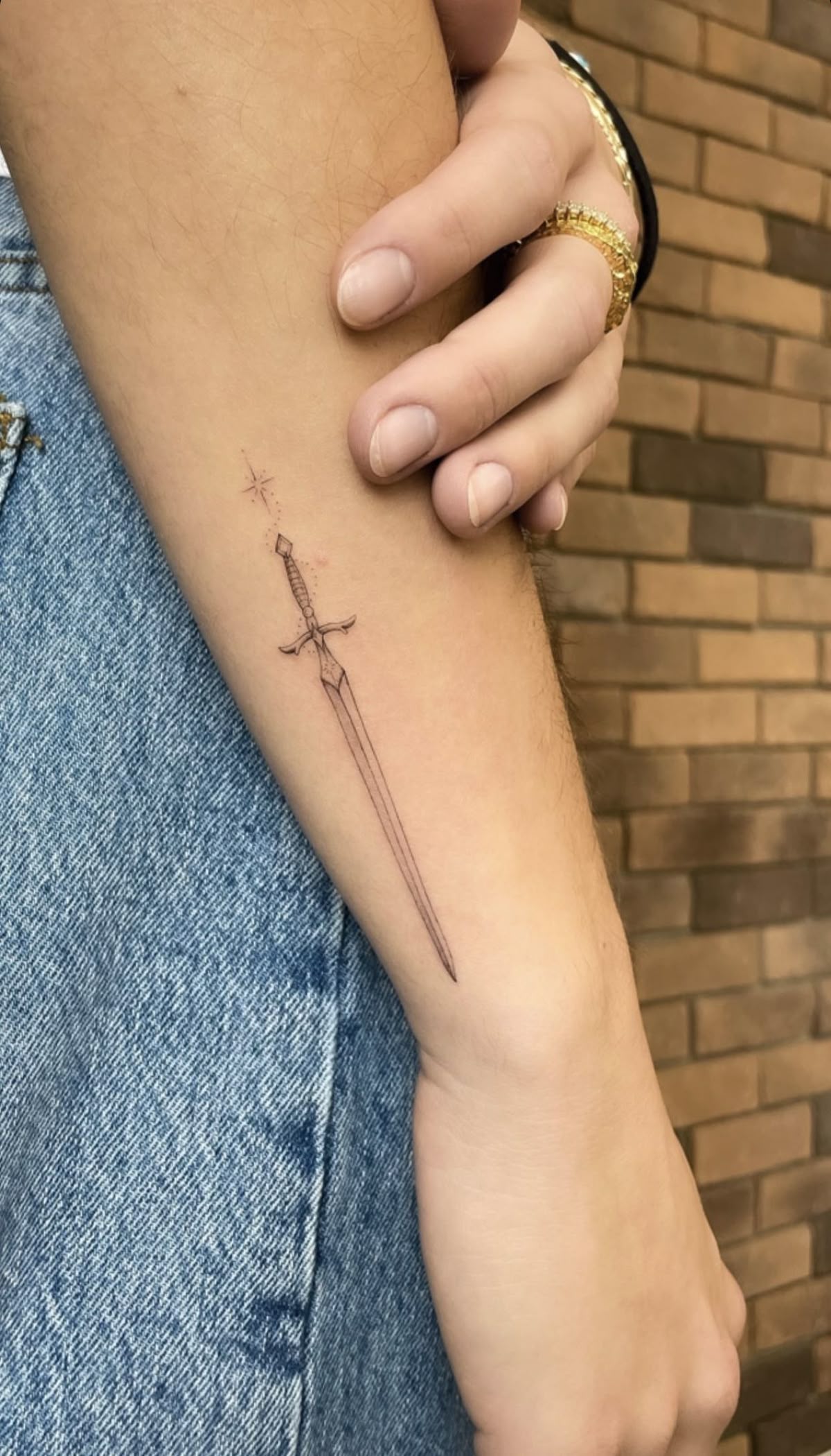 30 Dagger Tattoo Ideas 2026: Stunning Blade Designs That Balance Beauty, Symbolism, and Edge