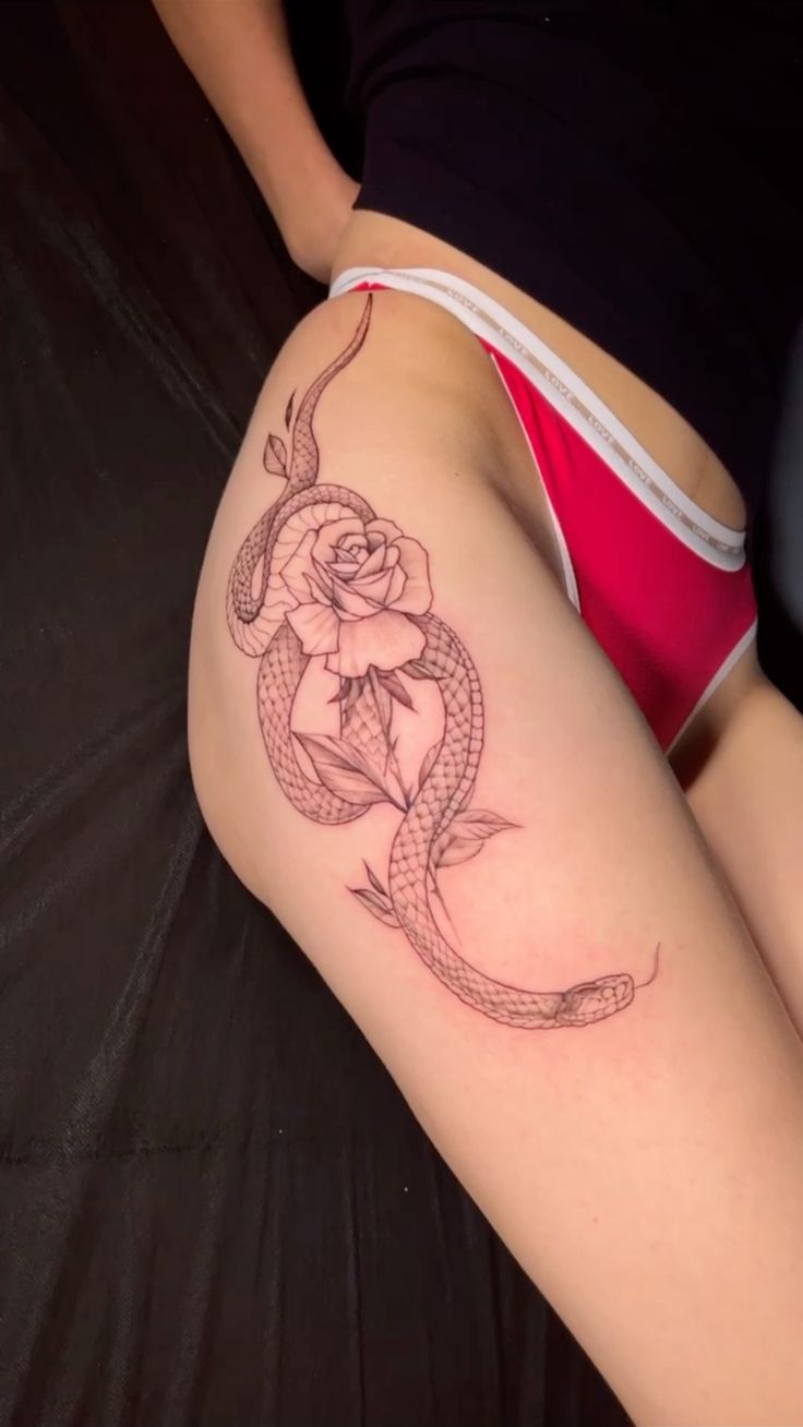 29 Thigh Tattoo Ideas 2026: Stunning Designs That Turn Your Legs Into a Work of Art