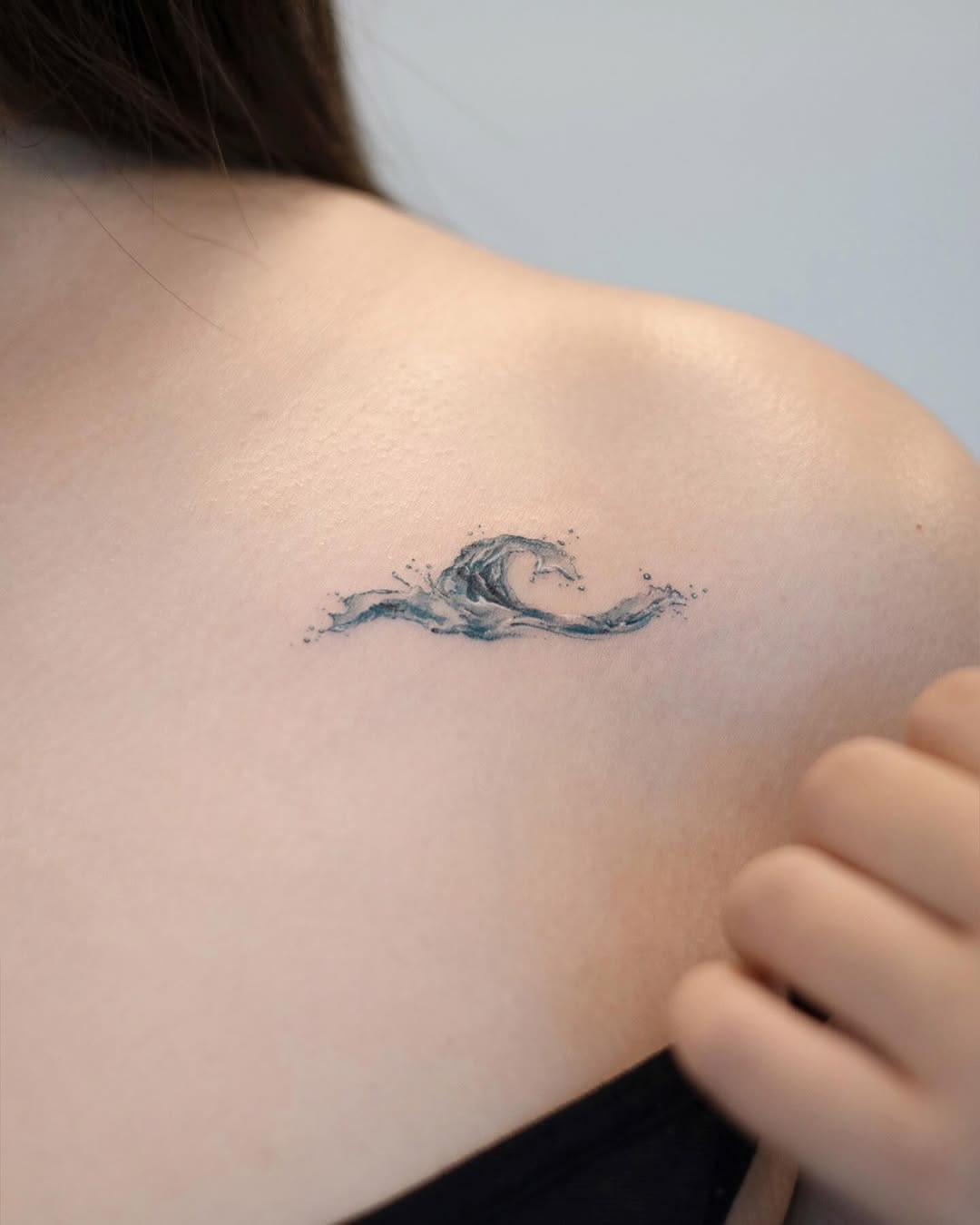 29 Wave Tattoo Ideas 2026: Ocean-Inspired Designs That Capture Freedom, Motion, and Meaning